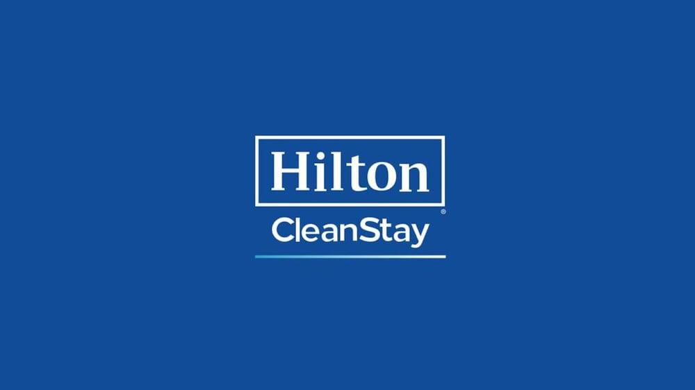 Home2 Suites By Hilton Buffalo Airport/ Galleria Mall Чийктоуага Екстериор снимка